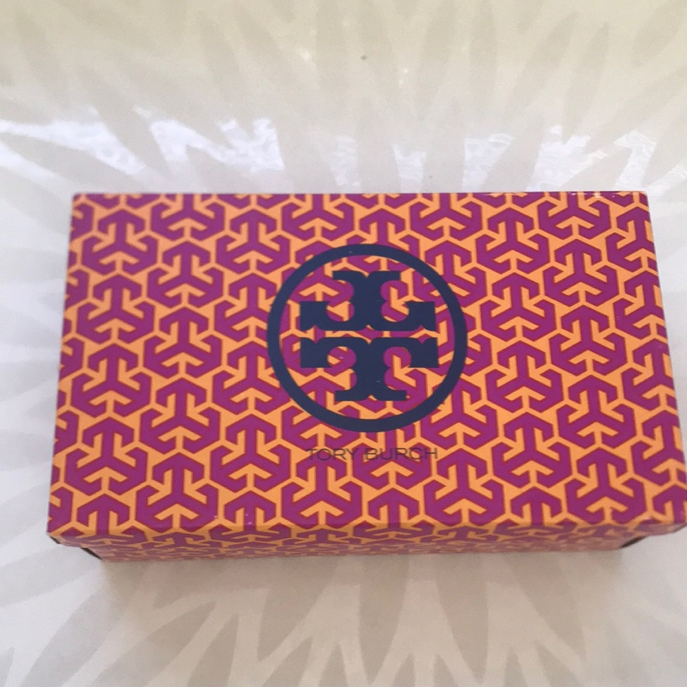 Tory Burch shoe box
